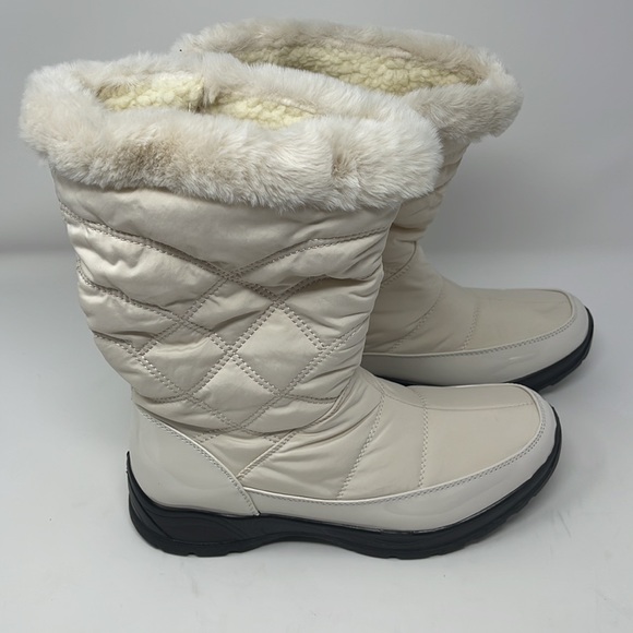 Easy Street Easy Dry Cuddle Waterproof Boots - Picture 7 of 16